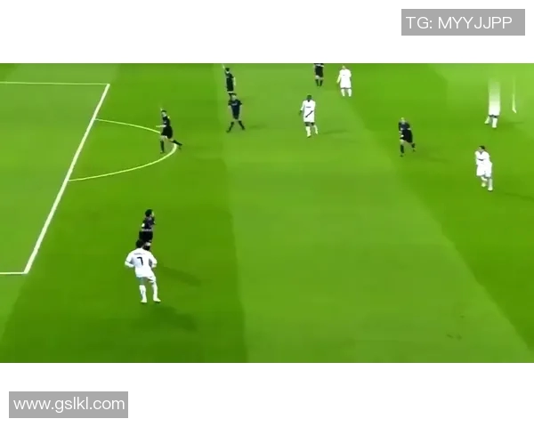 足球巨星们眼中的中国足球现状与未来发展探讨